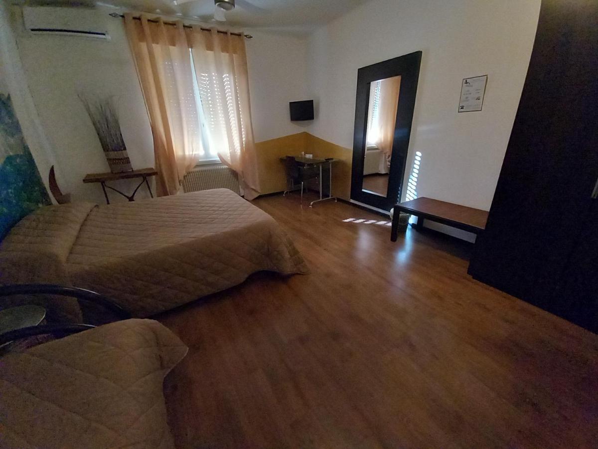 Bed&Breakfast Nettuno Trient Exterior foto
