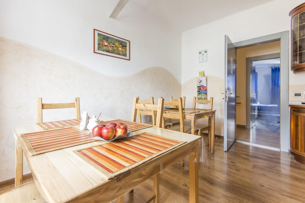 Bed&Breakfast Nettuno Trient Exterior foto